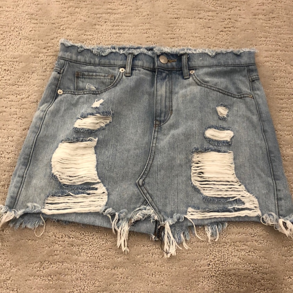 Express Sz4 Distressed Denim Mini Skirt